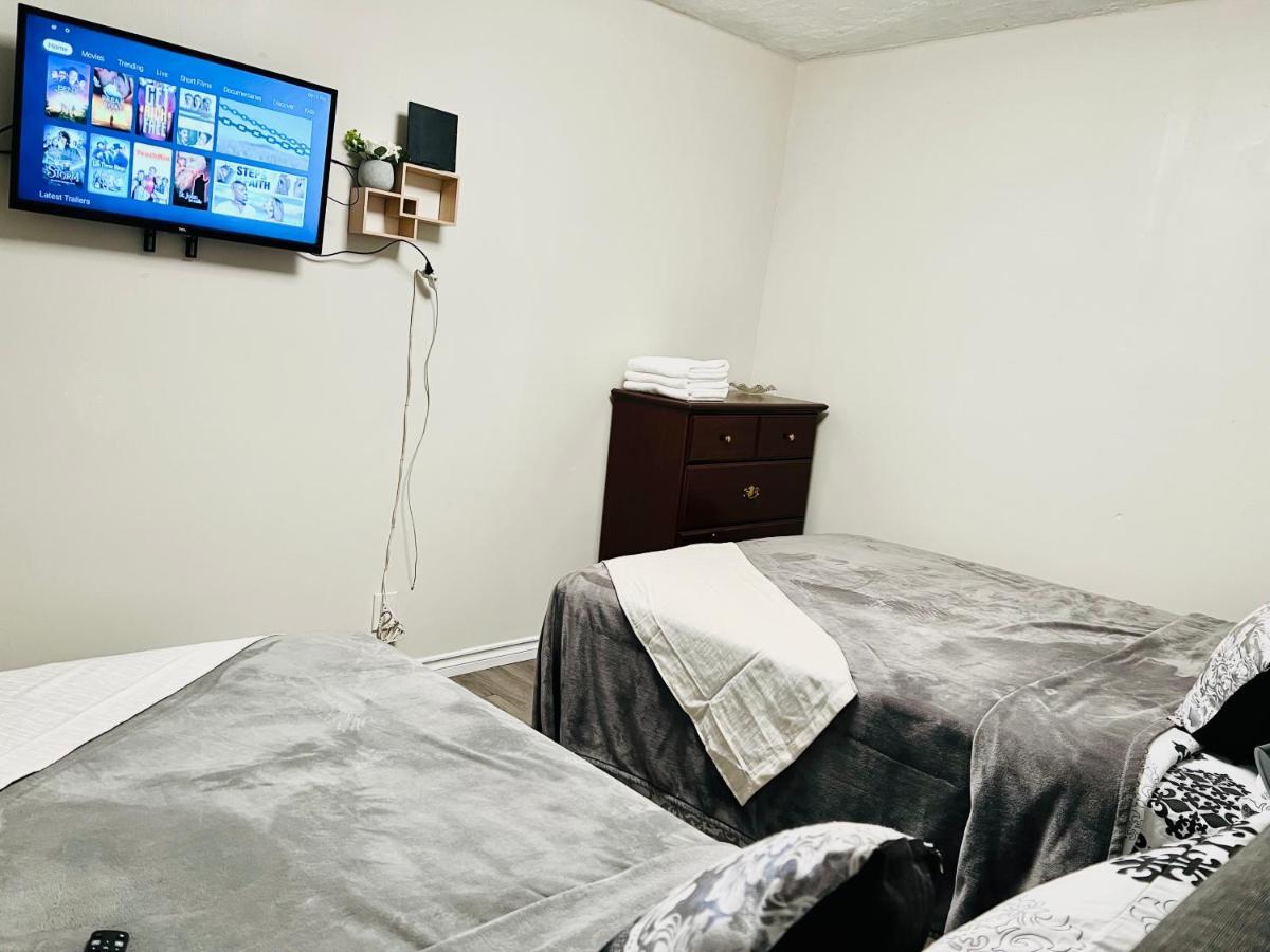 Cheerful Homestay Niagara Falls